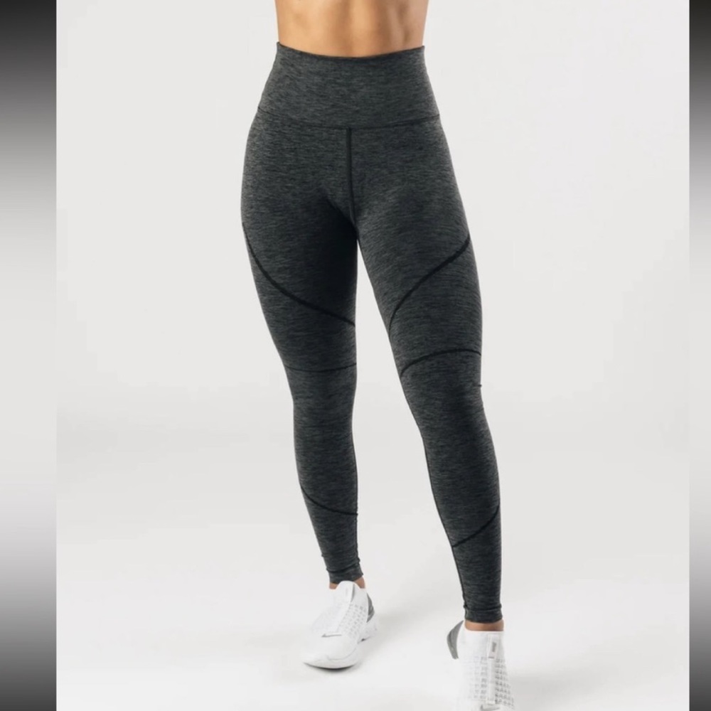 Alphalete Revival legging black marl